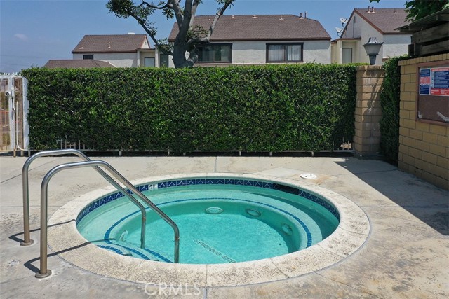 821 S Cerritos Avenue, Azusa CA: https://media.crmls.org/medias/1cd312dd-0f23-43f4-a8ca-62f424b13b58.jpg