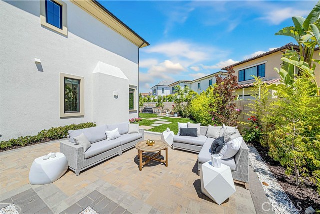 77 Eider Run, Irvine CA: https://media.crmls.org/medias/1cd53eb7-5012-41e8-864b-1921bd28d885.jpg