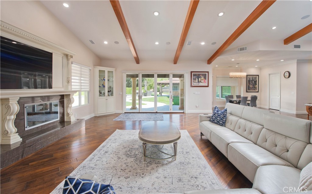 MLS #SR25254322 image #8