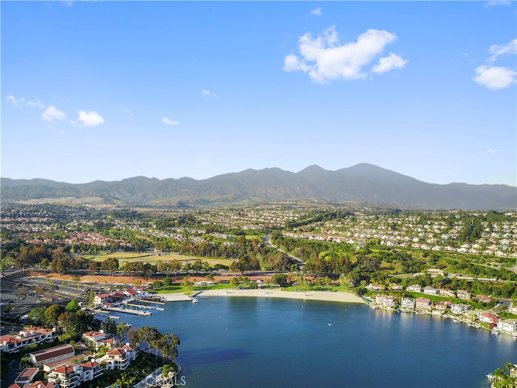 MLS #OC25243324 image #46