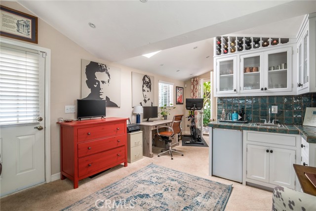 1236 3rd Street, Hermosa Beach, California 90254, 2 Bedrooms Bedrooms, ,2 BathroomsBathrooms,Residential,Sold,3rd,SB22195977