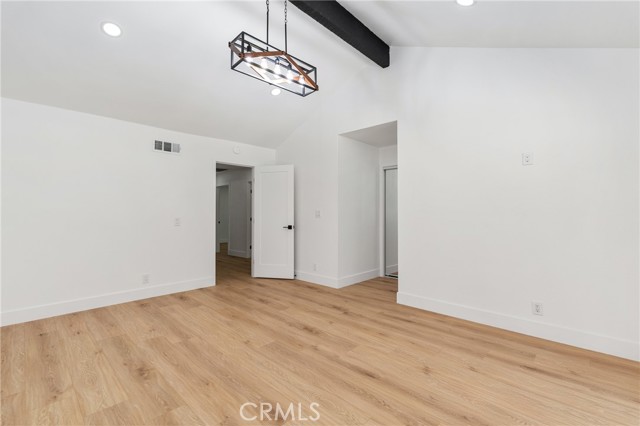 146 N Quail Lane, Orange CA: https://media.crmls.org/medias/1cd78666-c6ee-42e0-83af-85db12f5f307.jpg