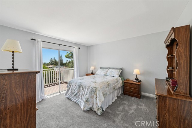 23441 Via Ronda, Mission Viejo CA: https://media.crmls.org/medias/1cd79bfc-2dd1-4dce-adcf-3b63dffada79.jpg