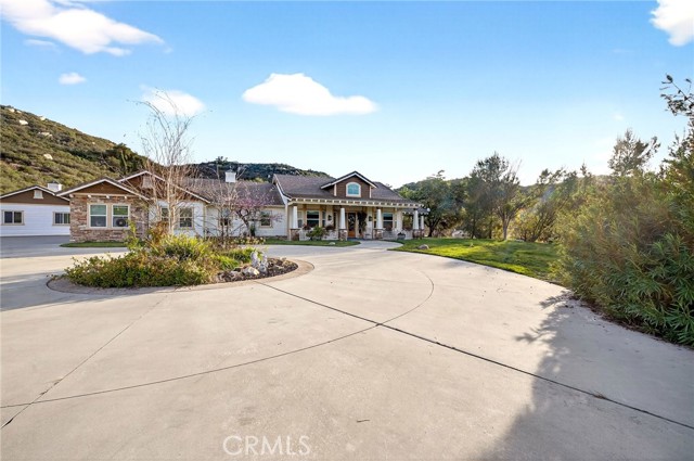 Detail Gallery Image 6 of 71 For 41275 Hacienda Dr, Murrieta,  CA 92562 - 4 Beds | 3/1 Baths