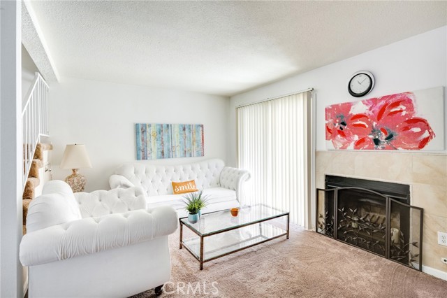 10260 Plainview Avenue, 11 photo 5