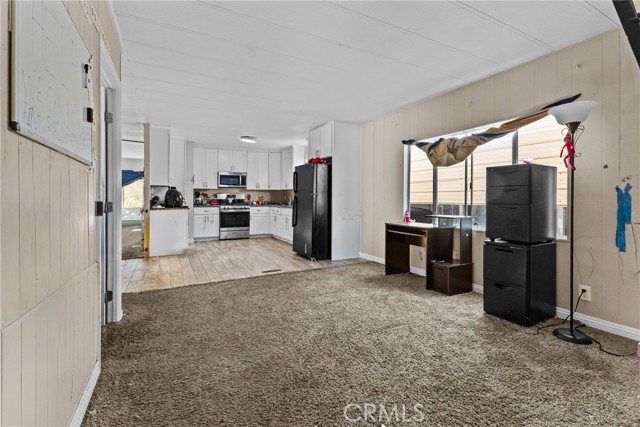 Detail Gallery Image 14 of 33 For 14939 Vinehill, Moreno Valley,  CA 92553 - 2 Beds | 2 Baths