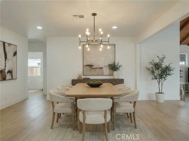 Image 8 of 39 For 2917 Del Amo