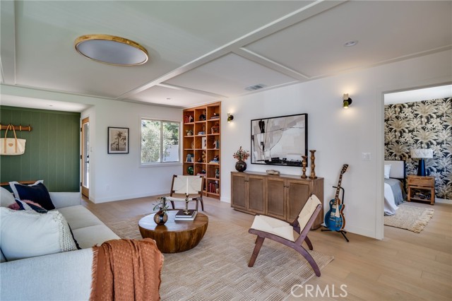 1393 Navarro Avenue, Pasadena CA: https://media.crmls.org/medias/1cd8efd4-efeb-478c-85b3-582bcd7b853d.jpg