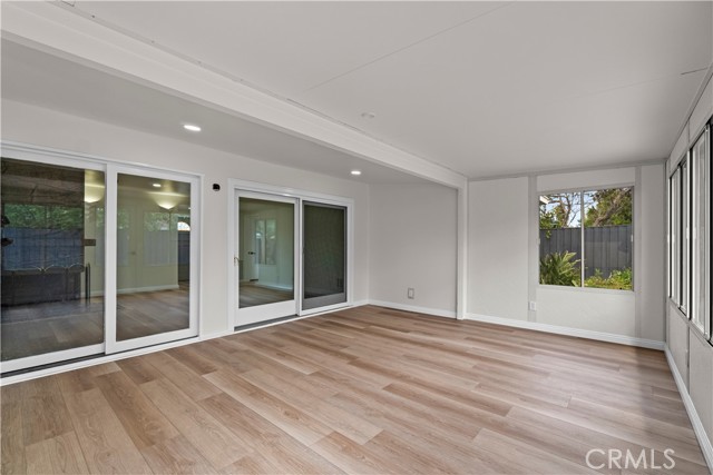 Detail Gallery Image 11 of 36 For 8008 Limerick Ave, Winnetka,  CA 91306 - 3 Beds | 2 Baths