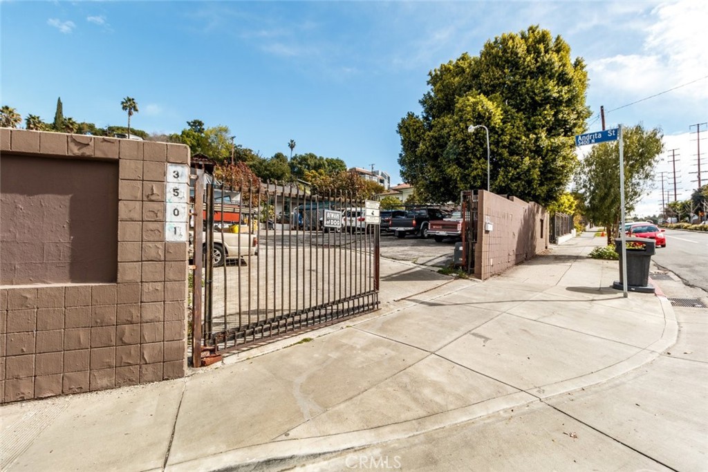 3501 Fletcher Drive, Glassell Park, CA 90065