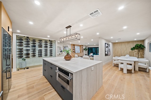 5157 Woodley Avenue, Encino CA: https://media.crmls.org/medias/1cd9c763-3094-4809-b90f-5906db5b8e16.jpg