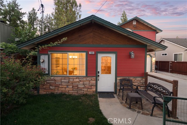 Detail Gallery Image 7 of 45 For 209 W Meadow Ln, Big Bear City,  CA 92314 - 3 Beds | 2 Baths