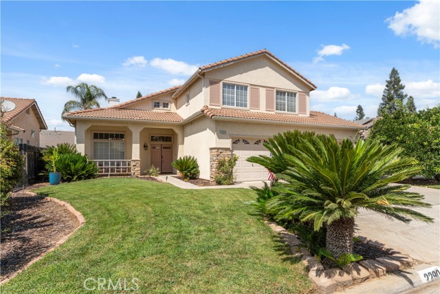 Detail Gallery Image 2 of 37 For 2290 Warwick Ave, Fresno,  CA 93720 - 4 Beds | 3 Baths