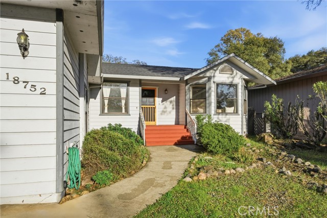 Detail Gallery Image 35 of 37 For 18752 North Shore, Hidden Valley Lake,  CA 95467 - 3 Beds | 2 Baths