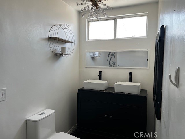 https://media.crmls.org/medias/1cdb3db1-df6e-4e25-a103-1264b731c7da.jpg?preset=X-Large