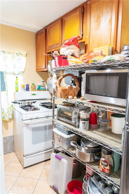 Detail Gallery Image 8 of 24 For 4206 Mercury Ave, Los Angeles,  CA 90032 - – Beds | – Baths