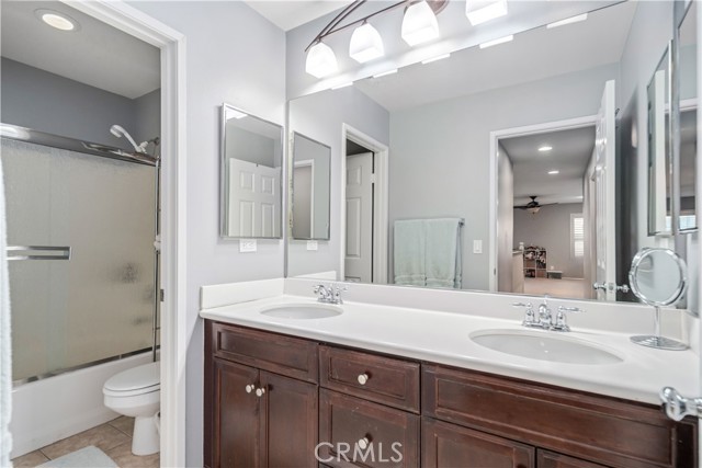 Detail Gallery Image 37 of 60 For 4762 W Avenue J6, Lancaster,  CA 93536 - 5 Beds | 3 Baths