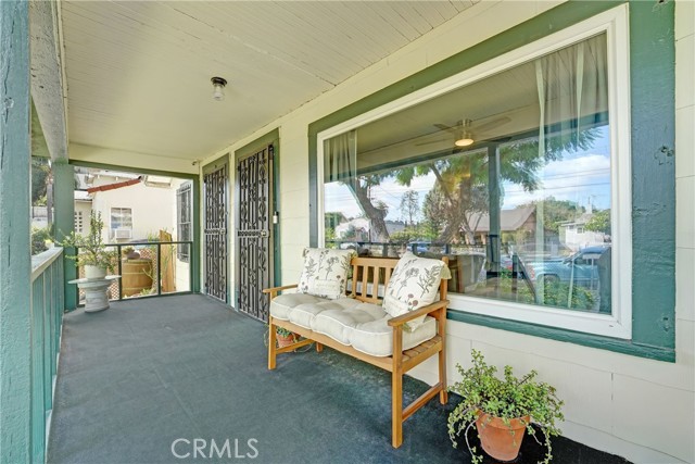 Detail Gallery Image 4 of 35 For 3010 Boulder, Los Angeles,  CA 90063 - 3 Beds | 2 Baths