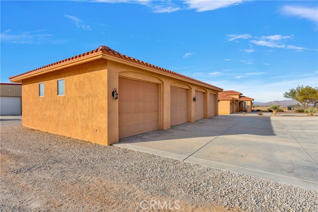 Detail Gallery Image 72 of 75 For 11042 Joshua Rd, Apple Valley,  CA 92308 - 4 Beds | 4 Baths