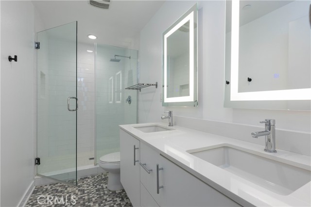 4831 Craner Avenue, North Hollywood CA: https://media.crmls.org/medias/1cdcd54a-180a-4f84-8d51-76e72a92ba1a.jpg