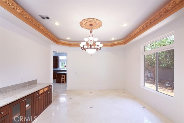 801 S Michillinda Avenue, Pasadena CA: https://media.crmls.org/medias/1cdcdf9e-3f89-470d-b7bc-45ae6b0cfdf1.jpg