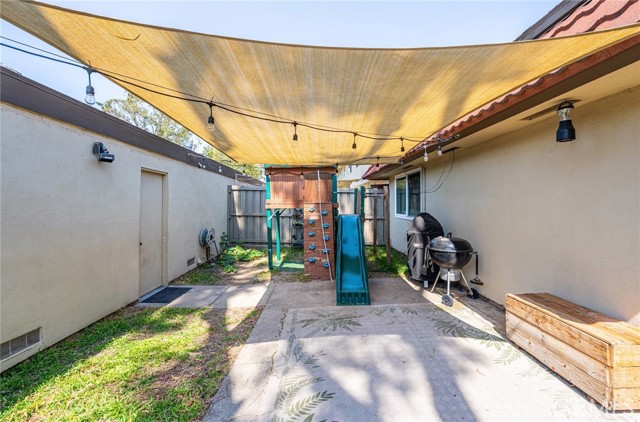 Detail Gallery Image 24 of 38 For 2784 W Pepper Tree Dr, Anaheim,  CA 92801 - 3 Beds | 2 Baths