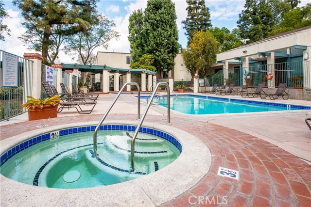 Detail Gallery Image 18 of 18 For 5700 Etiwanda Ave #259,  Tarzana,  CA 91356 - 2 Beds | 2 Baths