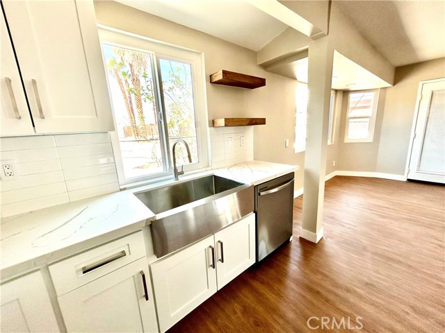 6698 Mesquite Drive, 29 Palms CA: https://media.crmls.org/medias/1cdee408-a193-4a25-8637-8ccfb1d54d3f.jpg