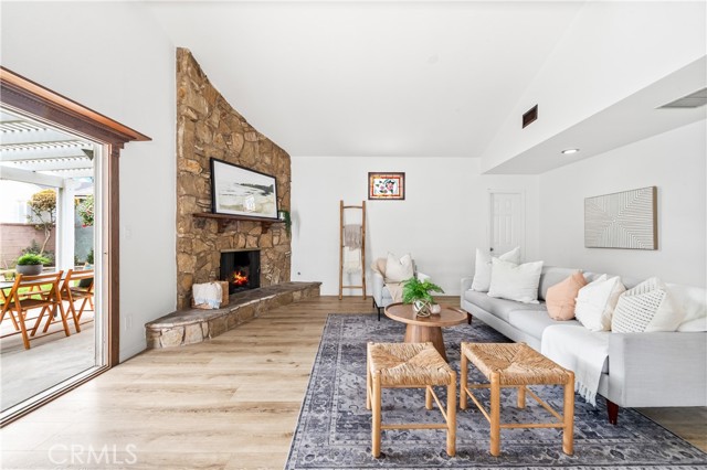 Detail Gallery Image 14 of 34 For 4930 Mamie, Lakewood,  CA 90713 - 3 Beds | 2 Baths