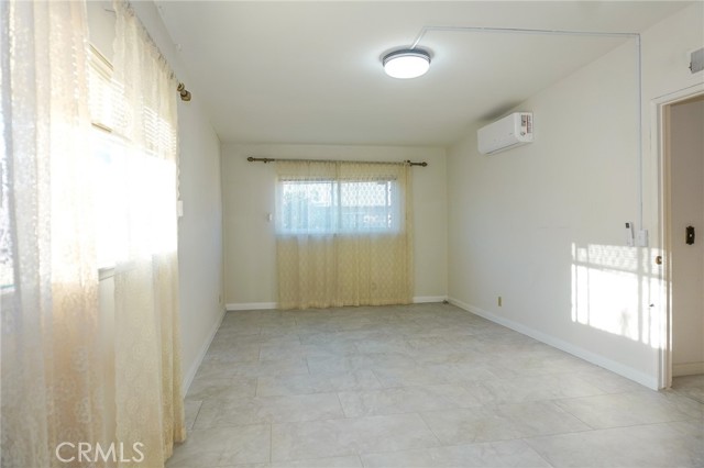 Detail Gallery Image 24 of 29 For 9901 Westhaven Cir, Westminster,  CA 92683 - 4 Beds | 2 Baths