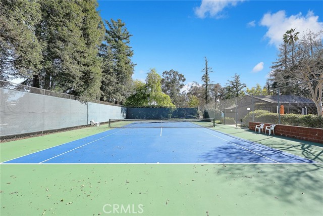495 W WALNUT Street, Pasadena CA: https://media.crmls.org/medias/1ce13354-8f18-4566-8f3d-94129dac4b94.jpg