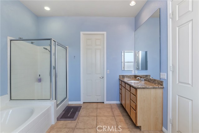Detail Gallery Image 13 of 23 For 65028 Rolling Hills Dr, Desert Hot Springs,  CA 92240 - 3 Beds | 2 Baths
