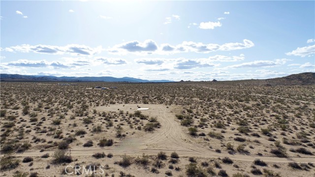 0 Listen Road, Johnson Valley CA: https://media.crmls.org/medias/1ce1841e-9a05-4c91-a2ba-fae6923a7dbb.jpg