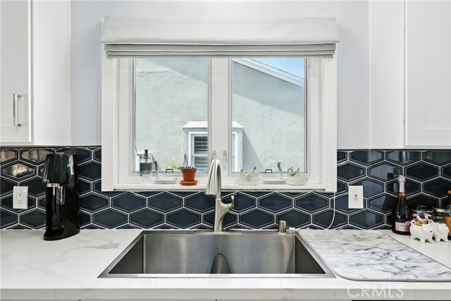 7604 Forest Avenue, Whittier CA: https://media.crmls.org/medias/1ce1b607-64ba-4186-9127-e456299bbfb6.jpg