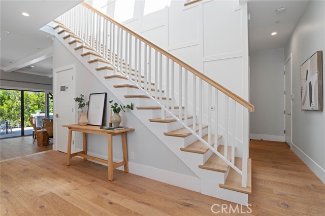 849 12th Court, Manhattan Beach, California 90266, 5 Bedrooms Bedrooms, ,5 BathroomsBathrooms,Residential,Sold,12th,SB22146383