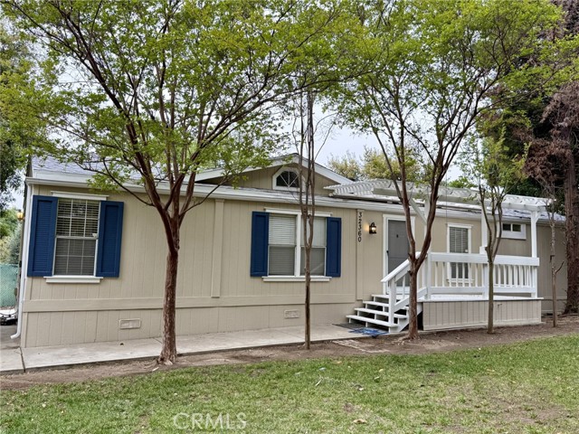 32360 Wildomar Trail Street, Wildomar CA: https://media.crmls.org/medias/1ce35576-6158-494f-b5de-7c45389442d7.jpg