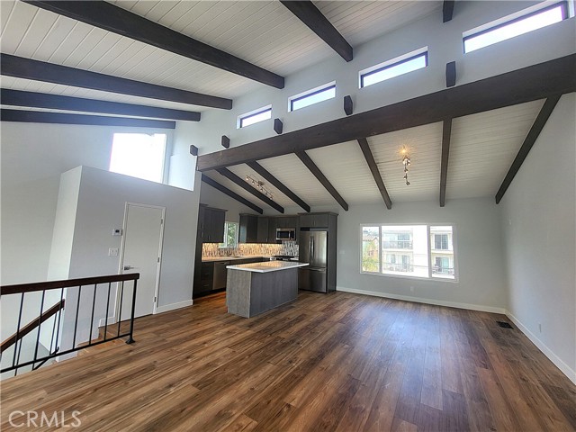 Detail Gallery Image 9 of 37 For 161 Monterey a,  Hermosa Beach,  CA 90254 - 3 Beds | 2/1 Baths