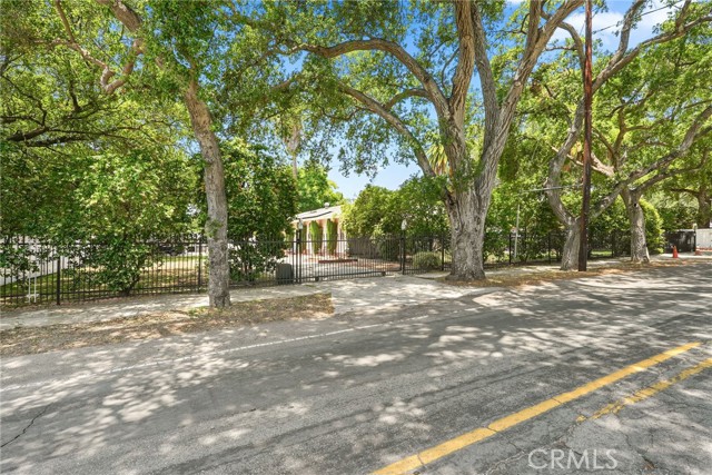 3087 Casitas Avenue, Altadena CA: https://media.crmls.org/medias/1ce58039-d9be-4b47-b55e-f381ca84952a.jpg