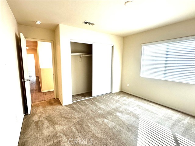 Detail Gallery Image 9 of 19 For 2119 Lavender, Colton,  CA 92324 - 4 Beds | 2/1 Baths