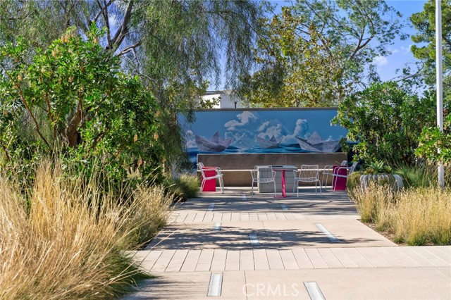 Detail Gallery Image 60 of 75 For 163 Crossover, Irvine,  CA 92618 - 4 Beds | 3/1 Baths