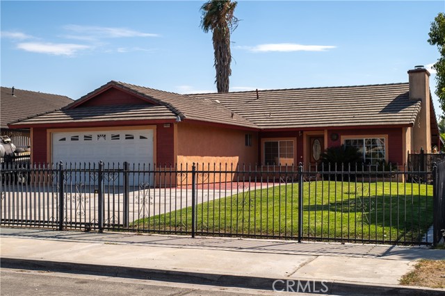 Detail Gallery Image 4 of 21 For 14955 Manzanita Dr, Fontana,  CA 92335 - 3 Beds | 2 Baths