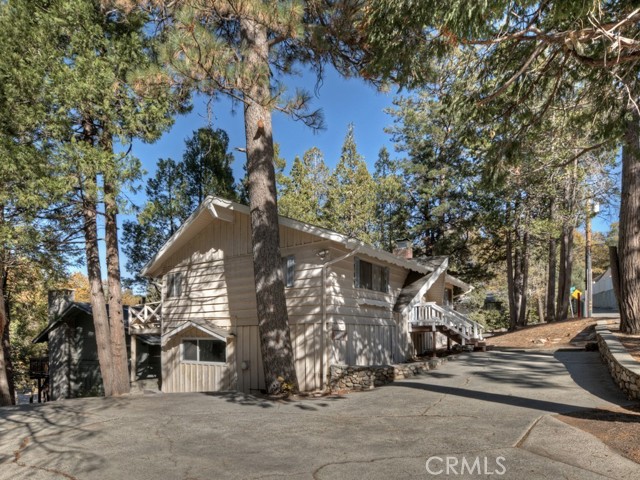 Detail Gallery Image 3 of 39 For 24162 Montreaux Dr, Crestline,  CA 92325 - 3 Beds | 2 Baths