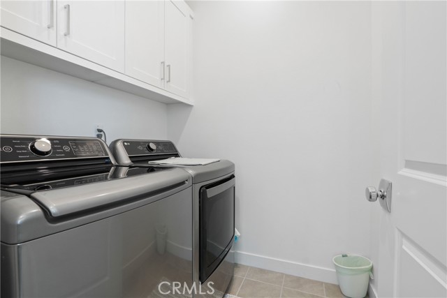 Detail Gallery Image 10 of 25 For 1096 N Anaheim Blvd., Anaheim,  CA 92801 - 4 Beds | 3/1 Baths