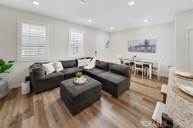 Detail Gallery Image 7 of 34 For 22812 Harvest Mill, Saugus,  CA 91350 - 3 Beds | 3 Baths