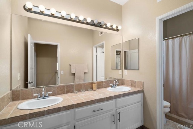Detail Gallery Image 28 of 36 For 4725 Driftwood Way, Oceanside,  CA 92057 - 4 Beds | 2/1 Baths