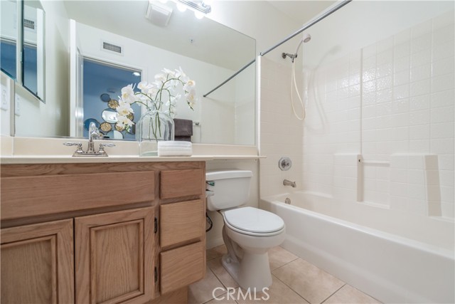Detail Gallery Image 23 of 39 For 14 Chaumont, Mission Viejo,  CA 92692 - 3 Beds | 2/1 Baths
