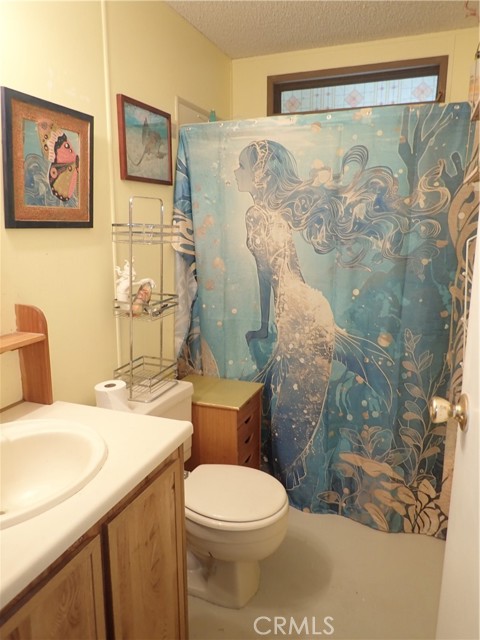 Detail Gallery Image 13 of 18 For 1300 W Menlo, Hemet,  CA 92543 - 2 Beds | 2 Baths