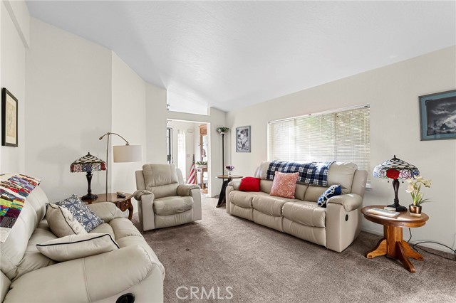 Detail Gallery Image 2 of 43 For 2050 Springfield Dr #323,  Chico,  CA 95928 - 2 Beds | 2 Baths