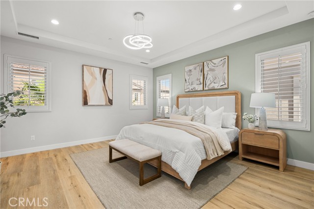 Detail Gallery Image 15 of 47 For 55 Parkdale, Irvine,  CA 92620 - 4 Beds | 4 Baths