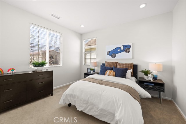 Detail Gallery Image 43 of 63 For 109 Bumblebee, Irvine,  CA 92618 - 4 Beds | 3/1 Baths